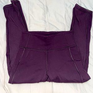 Lululemon size 4 cropped legging